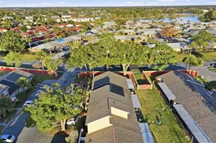 70 Silver Falls Cir, Kissimmee, FL 34743 - Photo 28