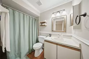 70 Silver Falls Cir, Kissimmee, FL 34743 - Photo 16