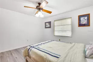 4831 Greenleaf Rd, Sarasota, FL 34233 - Photo 6