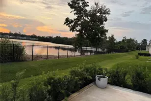 712 Reflection Lk Dr, Orlando, FL 32807 - Photo 40