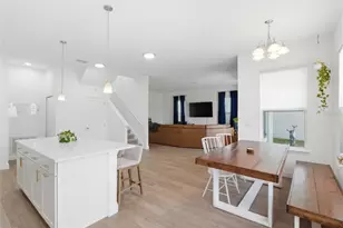 712 Reflection Lake Dr, Orlando, FL 32807 - Photo 12