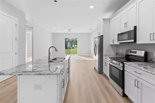 9102 Sheppard Dr, Lake Wales, FL 33898 - Photo 10