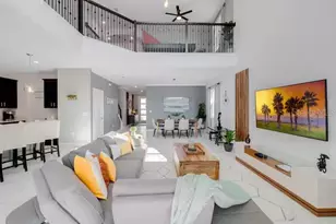 4270 Paragraph Dr, Kissimmee, FL 34746 - Photo 4