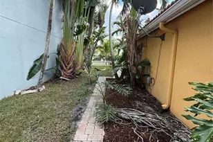 3339 Blue Fin Dr, West Palm Beach, FL 33411 - Photo 6