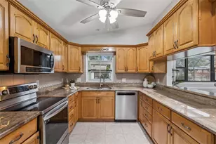 2937 S Bermuda Ave, Apopka, FL 32703 - Photo 10