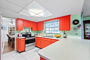 7002 Crestlake Dr, Orlando, FL 32819 - Photo 8