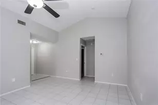 834 Cinnamon Dr, Winter Haven, FL 33880 - Photo 2