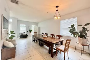 4049 Shawn Cir, Orlando, FL 32826 - Photo 4