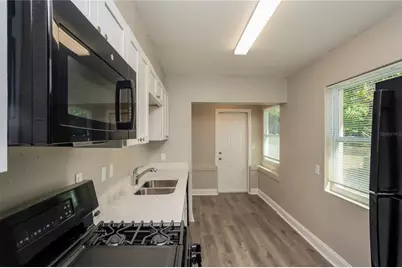 2227 17th Avenue, Saint Petersburg, FL 33712 - Photo 4