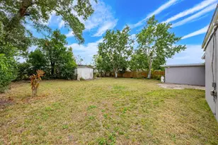 6028 Mimosa Dr, Orlando, FL 32807 - Photo 2