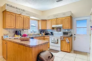 900 Yellowbird Ave, Deltona, FL 32725 - Photo 16