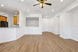 11337 Bridge Pine Dr, Riverview, FL 33569 - Photo 6