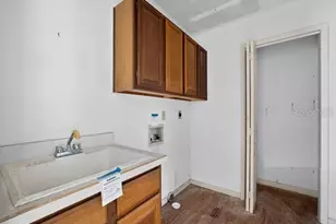 2921 La Concha Dr, Clearwater, FL 33762 - Photo 12