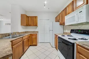 6159 Metrowest Blvd, Orlando, FL 32835 - Photo 12