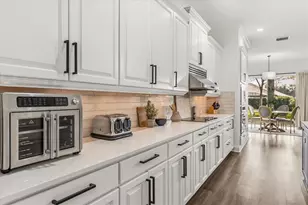 25612 Hawks Run Ln, Sorrento, FL 32776 - Photo 8