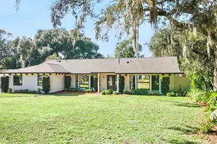 4240 N Landmark Dr, Orlando, FL 32817 - Photo 2