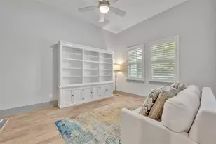 1018 Yates St, Orlando, FL 32804 - Photo 38