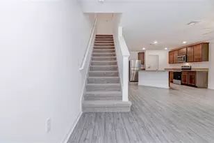 1668 Wynford Cir, Tavares, FL 32778 - Photo 16