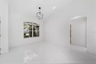 11036 Bronson Rd, Clermont, FL 34711 - Photo 8