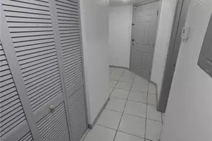 5761 Gatlin Ave, Orlando, FL 32822 - Photo 4