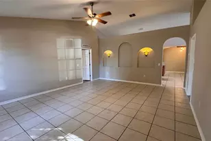 2621 Palmetto Ridge Cir, Apopka, FL 32712 - Photo 2