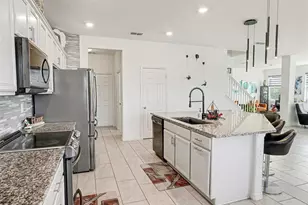 2215 Upland Ln, Apopka, FL 32712 - Photo 10