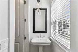1824 Liphock Aly, Orlando, FL 32803 - Photo 16