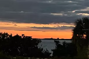 2 Causeway Blvd, Dunedin, FL 34698 - Photo 26