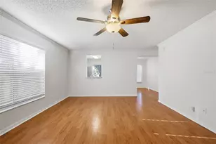 622 Cape Cod Cir, Valrico, FL 33594 - Photo 8