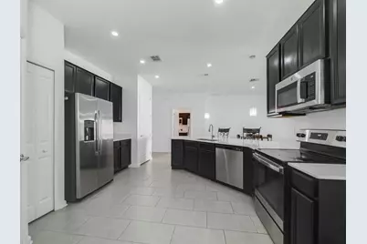 737 Citrus Reserve Boulevard, Davenport, FL 33837 - Photo 4