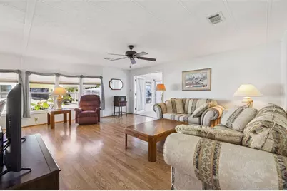 259 Pinewood Drive, Eustis, FL 32726 - Photo 10