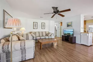 259 Pinewood Dr, Eustis, FL 32726 - Photo 12