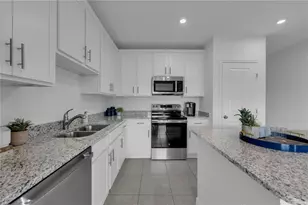 1714 Fan Palm Dr, Davenport, FL 33897 - Photo 10