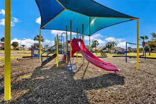 2627 Oneida Loop, Kissimmee, FL 34747 - Photo 32