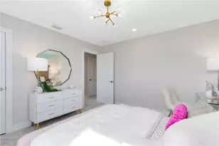 5612 Flame Vine Wy, Saint Cloud, FL 34771 - Photo 2