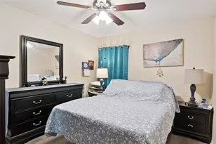 1019 Lake Berkley Dr, Kissimmee, FL 34746 - Photo 16