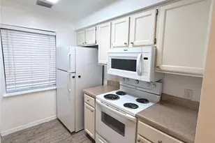 202 Riverbend Dr, Altamonte Springs, FL 32714 - Photo 4