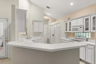 9071 St Andrews Way, Mount Dora, FL 32757 - Photo 16