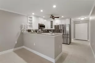 5045 Pelican Dr, New Port Richey, FL 34652 - Photo 14