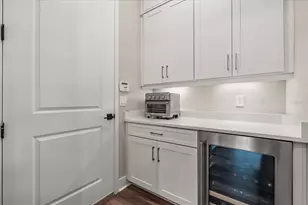 7386 Alpine Butterfly Ln, Orlando, FL 32819 - Photo 20