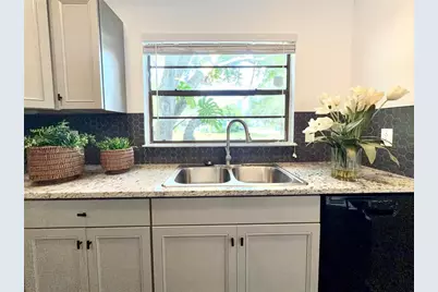 2 N Shine Avenue, Orlando, FL 32801 - Photo 8