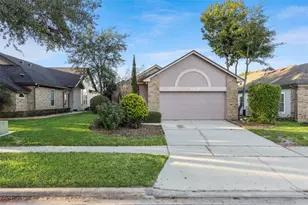 472 Arrowmount Pl, Lake Mary, FL 32746 - Photo 2