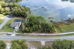 33 S Courtland Blvd, Deltona, FL 32738 - Photo 1