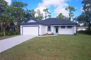 18414 Gypsy Ave, Port Charlotte, FL 33954 - Photo 4