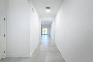 1752 Barton Towne Cir, Saint Cloud, FL 34769 - Photo 8