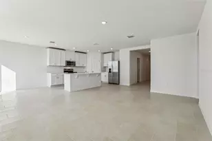 4022 Copperleaf Ln, Poinciana, FL 34759 - Photo 8