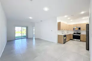 1750 Barton Towne Cir, Saint Cloud, FL 34769 - Photo 8