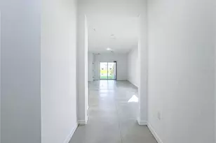 1748 Barton Towne Cir, Saint Cloud, FL 34769 - Photo 8