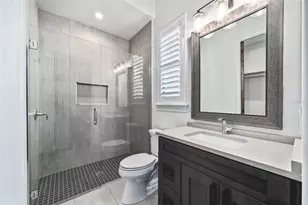 560 Country Club Dr, Winter Park, FL 32789 - Photo 20