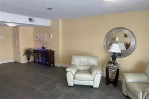 925 N Halifax Ave, Daytona Beach, FL 32118 - Photo 10